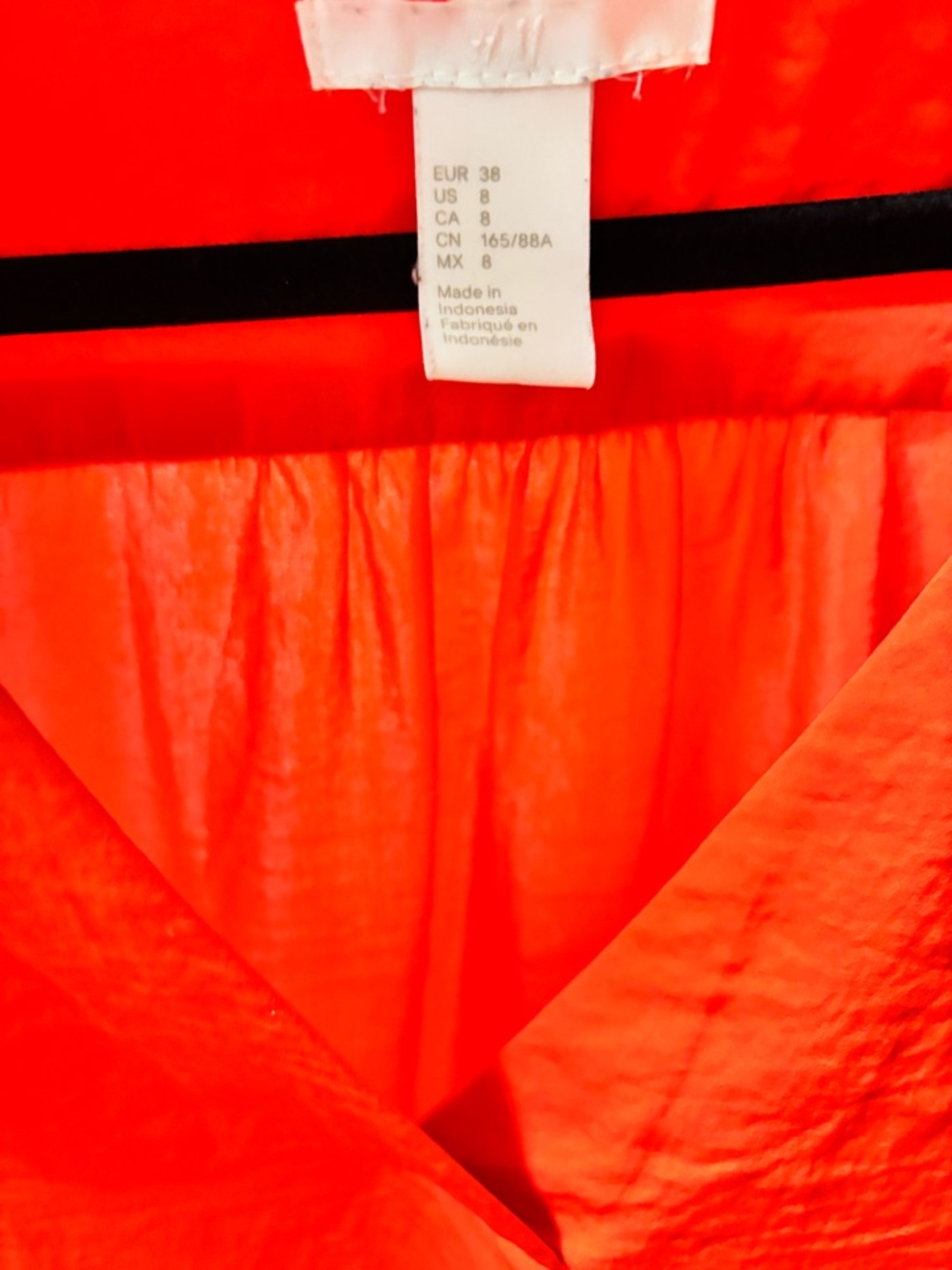 Bright Orange/Red V-Neck Short Sleeve Top - Picture 7 of 8